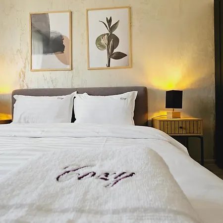 Cozy Apartments - Panoramic Suites Near Coresi Mall #Braşov Extérieur photo