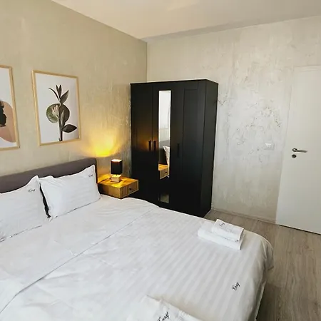 Cozy Apartments - Panoramic Suites Near Coresi Mall #Braşov Extérieur photo