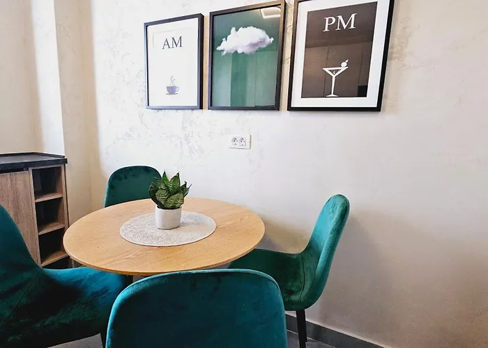 Cozy Apartments - Panoramic Suites Near Coresi Mall #Brasov